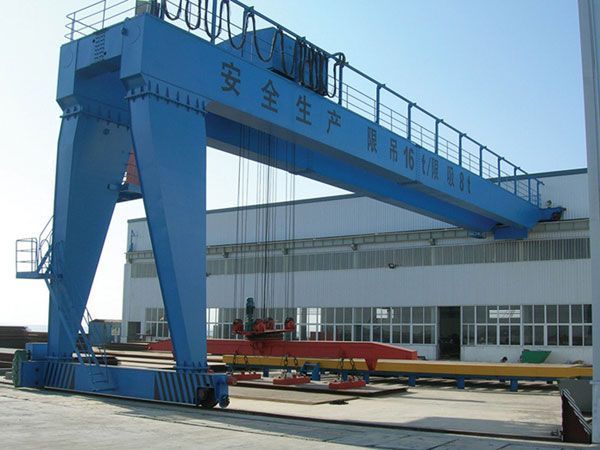 BMG双梁半门式起重机